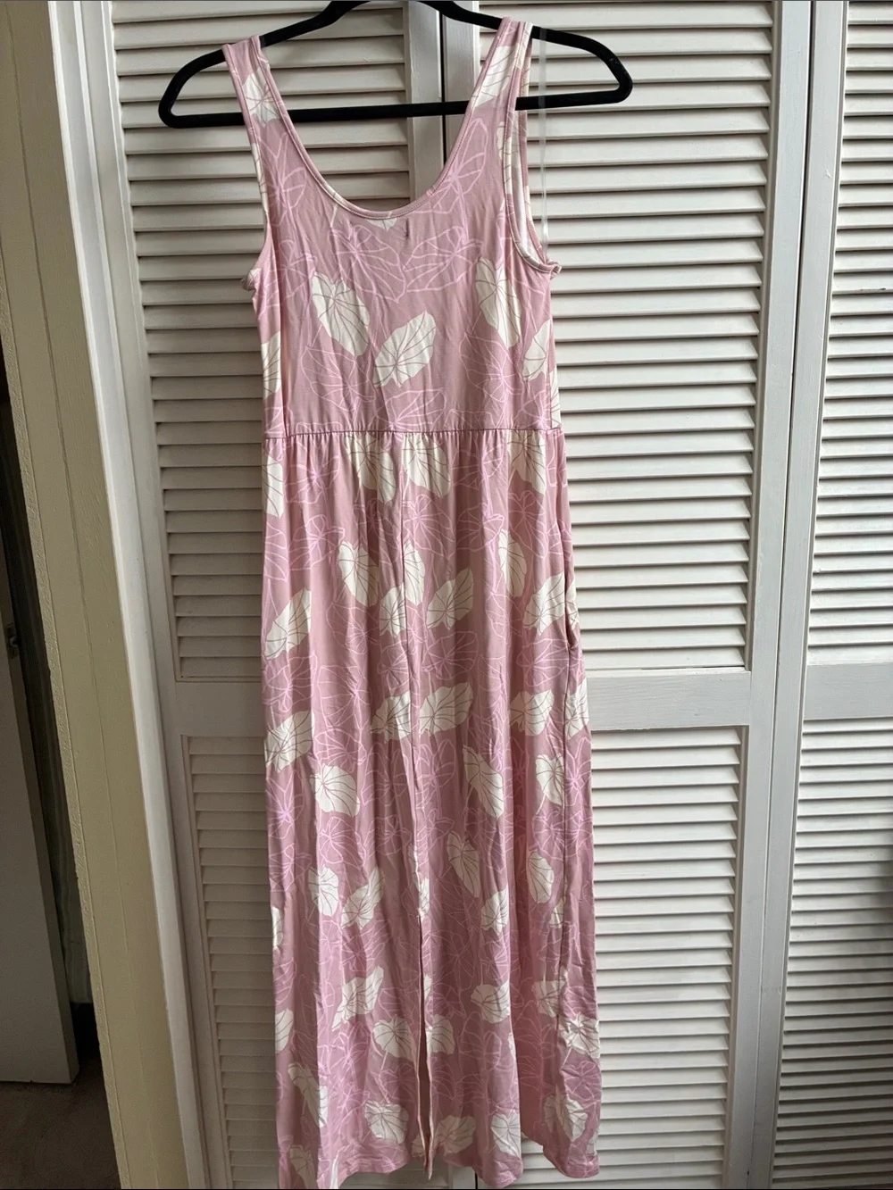 Fighting Eel Pink and White Leaf Print Maxi Dress - Picture 2 of 3
